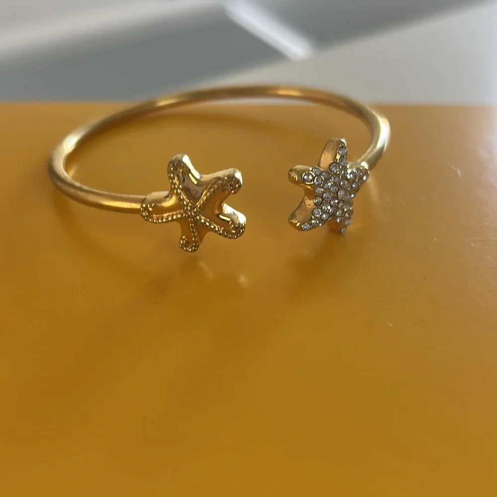 Bangle - Picture 2 of 5